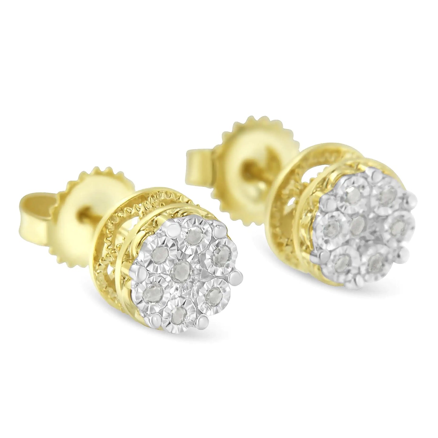 Pendientes de Botón con Diseño Floral de Diamantes (1/7 ct) en Plata y Baño de Oro 14K